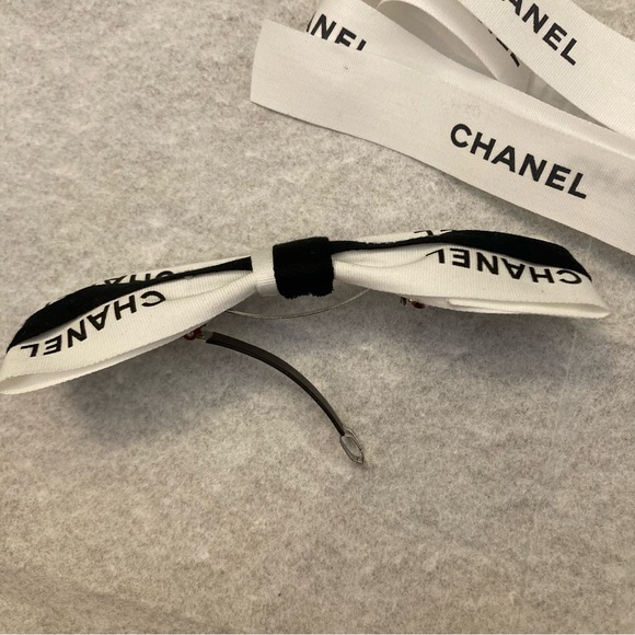 Chanel Gift Wrapping 2 Ribbons - Picture 8 of 9